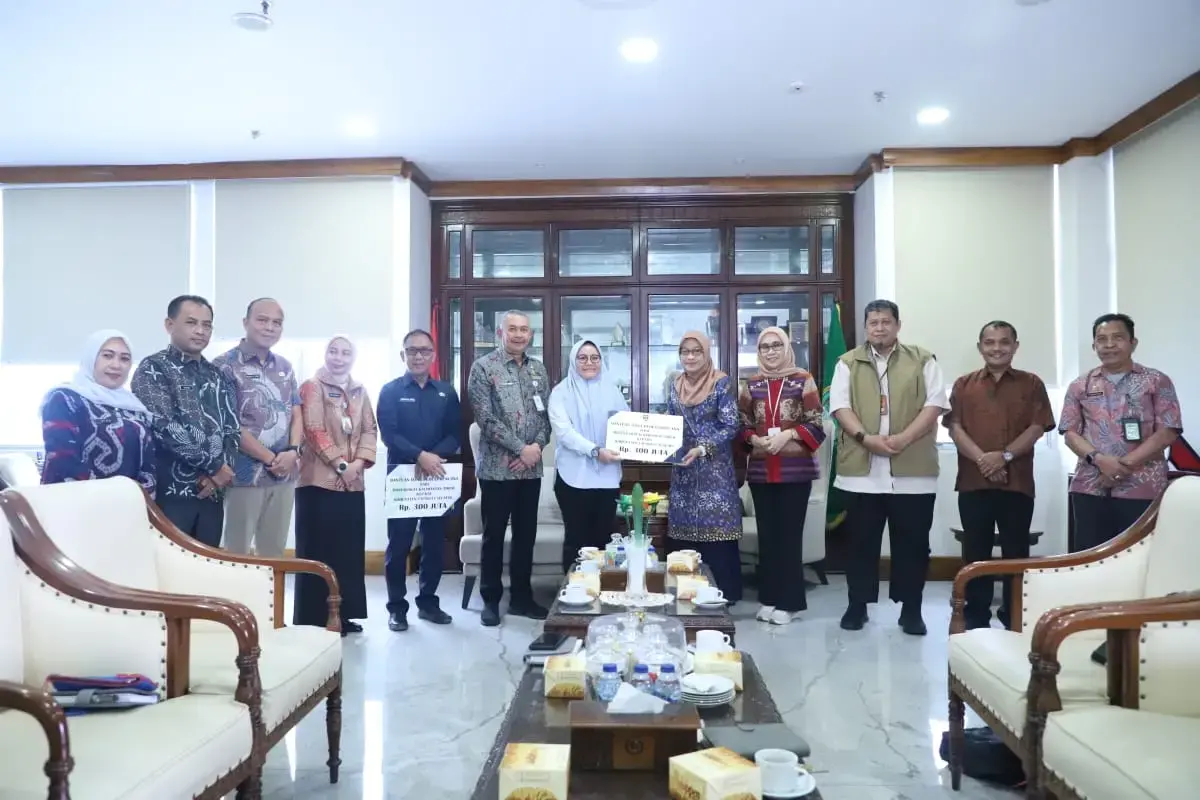 Pemprov Kaltim Salurkan Bantuan Rp1,2 Miliar untuk Korban Bencana di Sumatera Utara